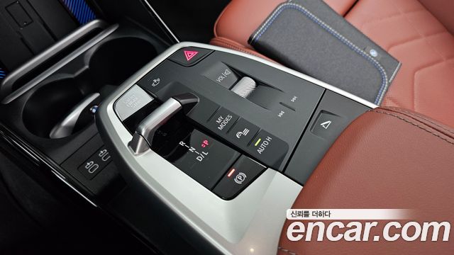 BMW 2-Series 2026 — photo 9