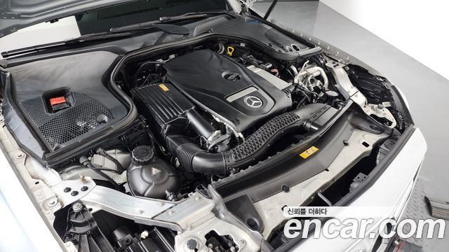 Mercedes-Benz E-Class 2017 — photo 6