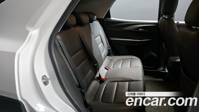 Chevrolet Korea Trailblazer 2021 — photo 12