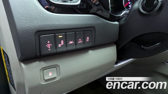 Kia Canival 2018 — photo 14