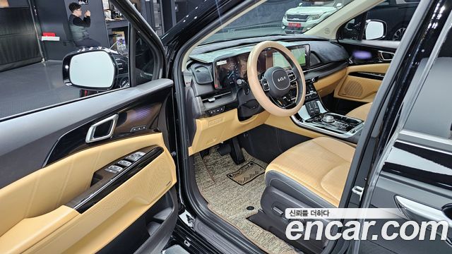 Kia Canival 2023 — photo 11