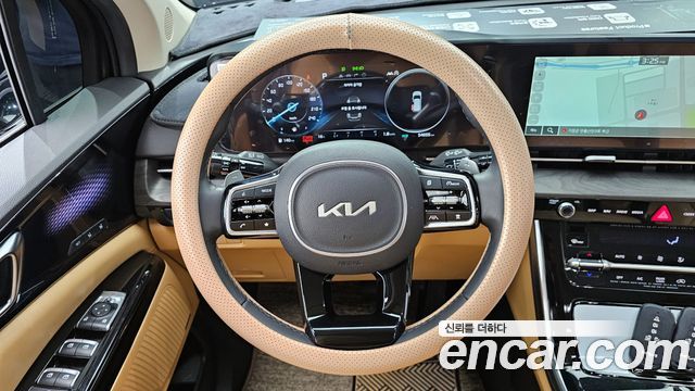 Kia Canival 2023 — photo 13