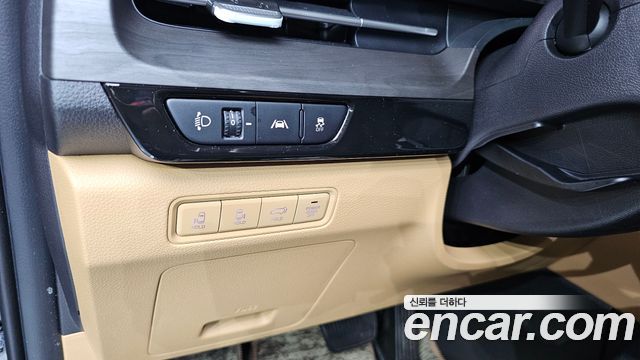 Kia Canival 2023 — photo 14