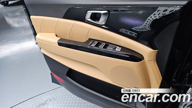 Kia Canival 2023 — photo 15