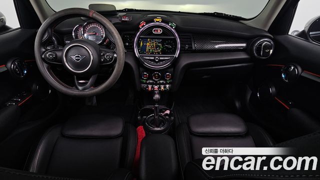 Mini Cooper 2019 — photo 7