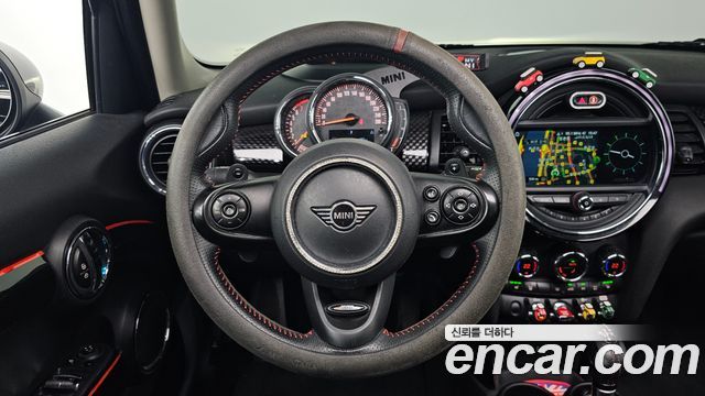 Mini Cooper 2019 — photo 13