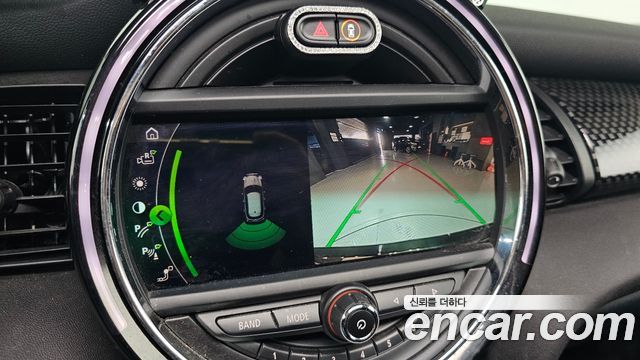Mini Cooper 2019 — photo 15