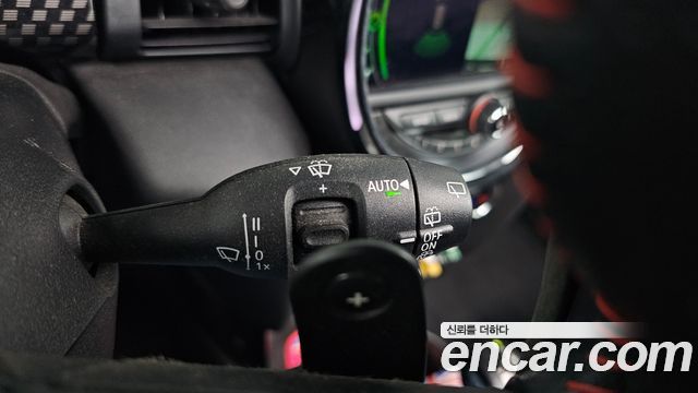 Mini Cooper 2019 — photo 19