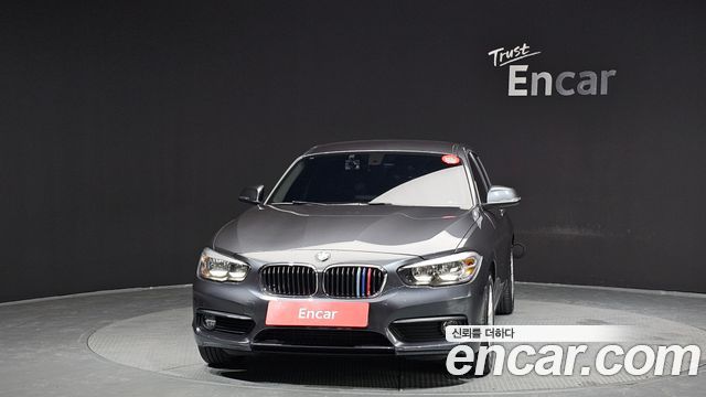 BMW 1-Series 2018 — photo 3