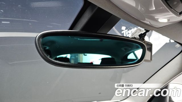 BMW 1-Series 2018 — photo 19