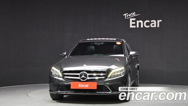 Mercedes-Benz C-Class 2020 — photo 3