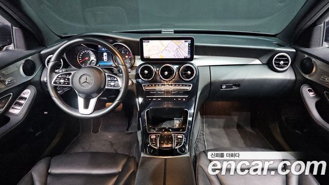 Mercedes-Benz C-Class 2020 — photo 7