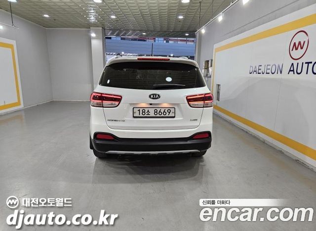 Kia Sorento 2017 — photo 3