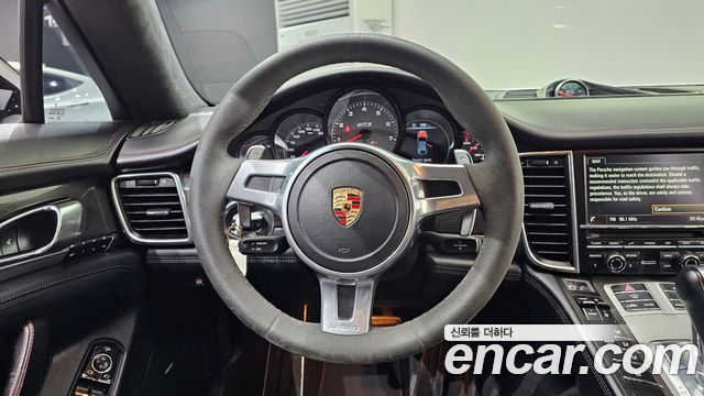 Porsche Panamera 2015 — photo 13