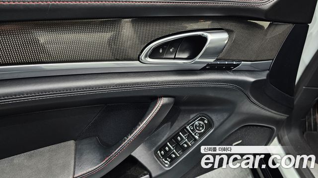 Porsche Panamera 2015 — photo 16