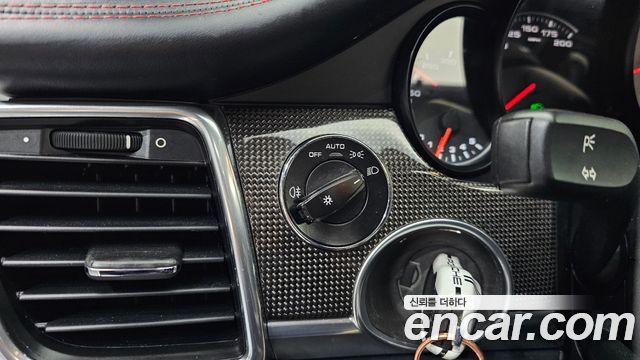 Porsche Panamera 2015 — photo 17