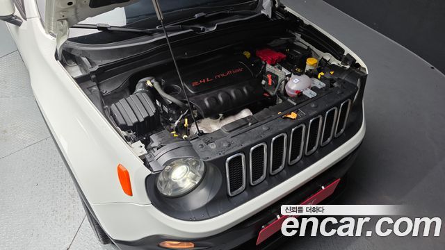 Jeep Renegade 2018 — photo 6