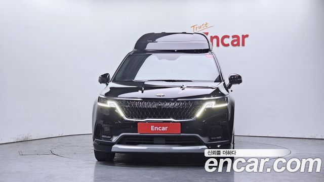 Kia Canival 2021 — photo 3