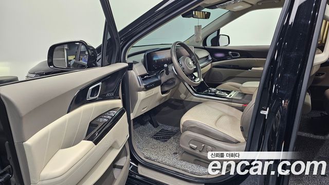 Kia Canival 2021 — photo 10
