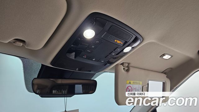Kia Canival 2021 — photo 17