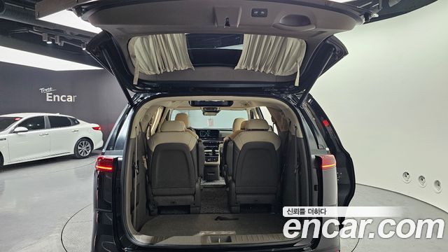 Kia Canival 2021 — photo 20