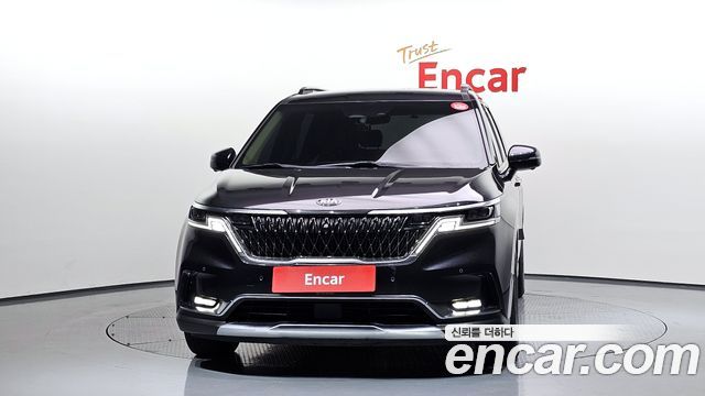 Kia Canival 2021 — photo 3