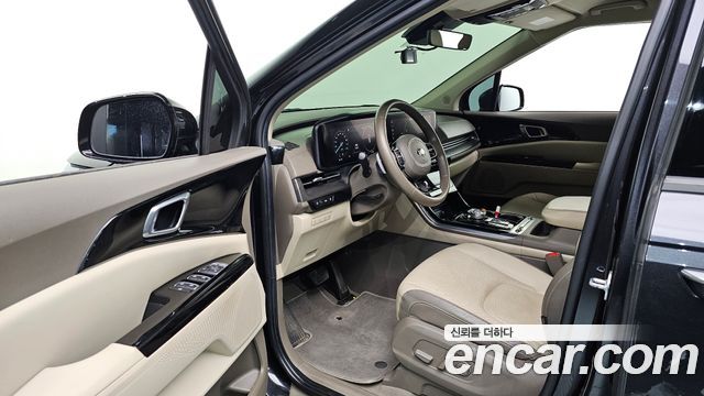 Kia Canival 2021 — photo 11