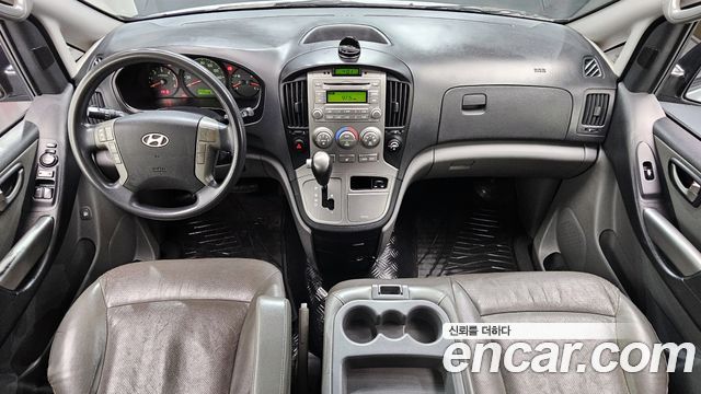 Hyundai Starex 2016 — photo 7