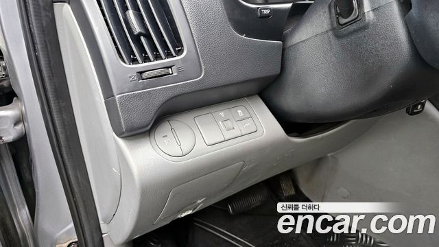 Hyundai Starex 2016 — photo 15