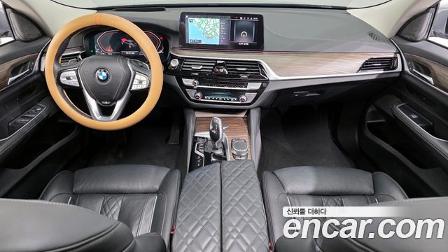 BMW Gran Turismo 2023 — photo 7