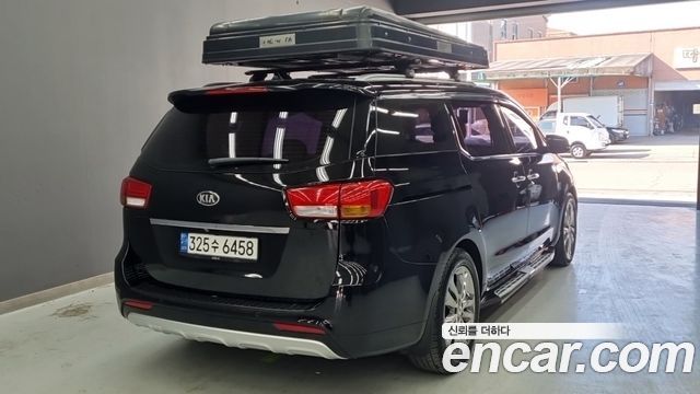 Kia Canival 2018 — photo 6