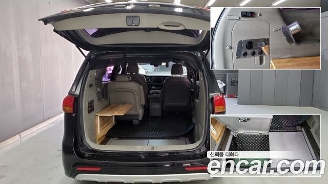 Kia Canival 2018 — photo 18