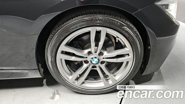 BMW 3-Series 2018 — photo 5