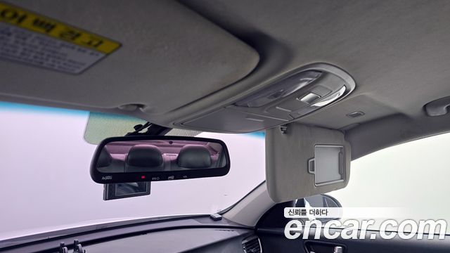 Kia K5 2017 — photo 18