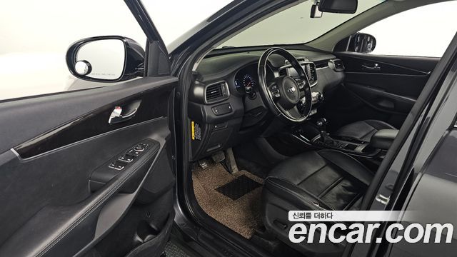 Kia Sorento 2016 — photo 11