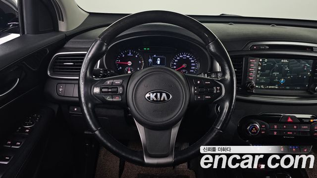 Kia Sorento 2016 — photo 13