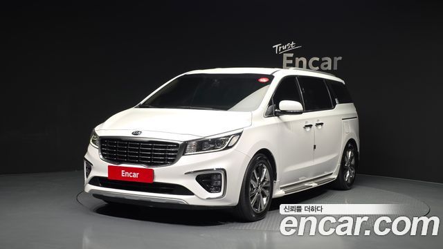 Kia Canival 2019 — photo 1