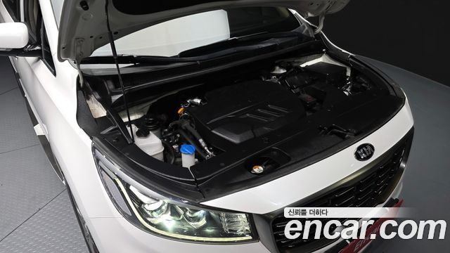 Kia Canival 2019 — photo 6