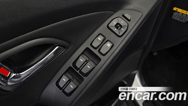 Hyundai Tucson 2011 — photo 13