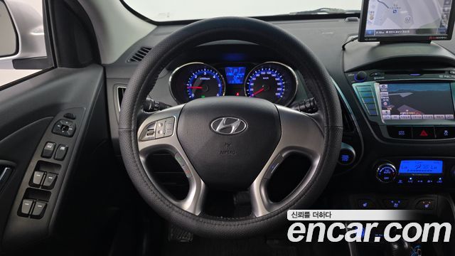 Hyundai Tucson 2011 — photo 14