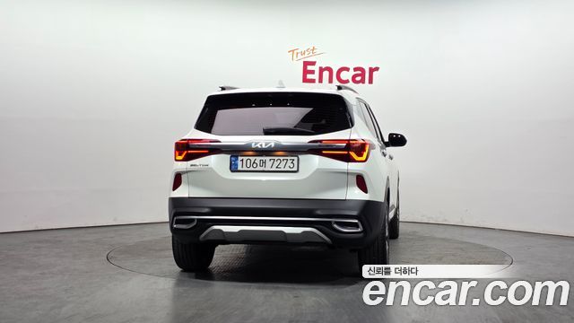 Kia Seltos 2023 — photo 4