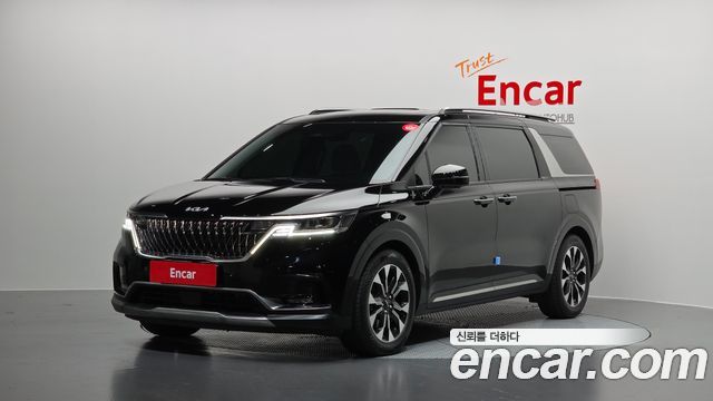 Kia Canival 2023 — photo 1