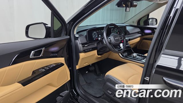 Kia Canival 2023 — photo 10
