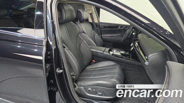Genesis G80 2022 — photo 12