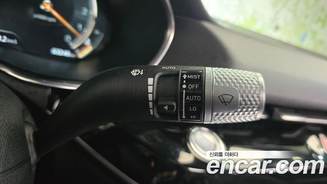 Genesis G80 2022 — photo 16