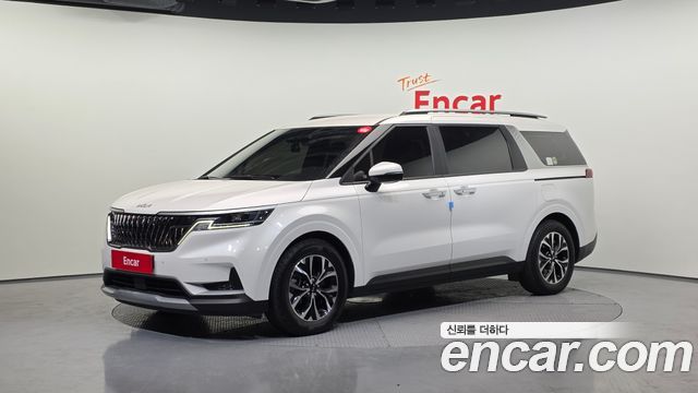 Kia Canival 2022 — photo 1