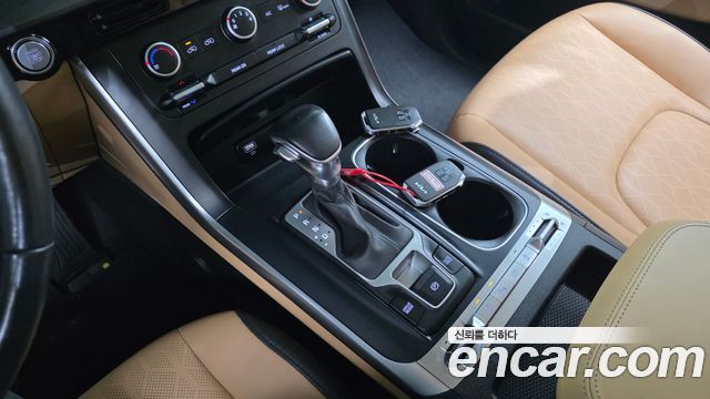Kia Canival 2022 — photo 9