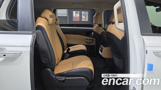 Kia Canival 2022 — photo 12
