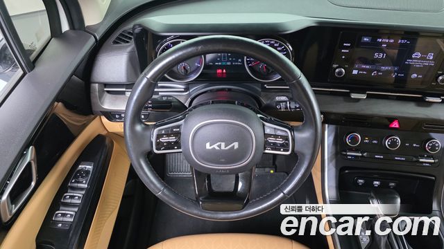 Kia Canival 2022 — photo 13