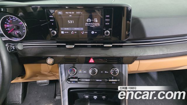 Kia Canival 2022 — photo 14